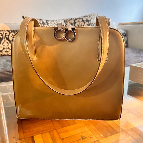Handbags - Bag Salvatore Ferragamo ‼️